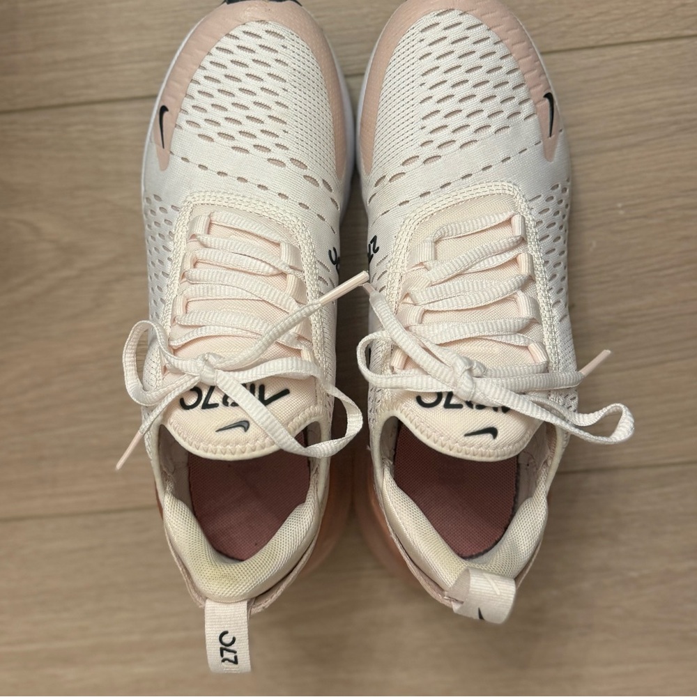 Nike Pink and White Air Max 270 Sneakers (Rare Color) - Picture 2 of 6